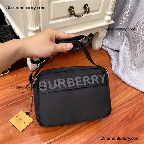 túi burberry đeo chéo|iprice burberry.